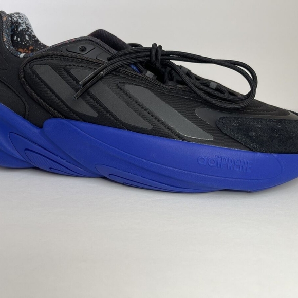 NWT Ozelia Adidas size 12 - Picture 1 of 4